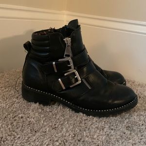 Combat boots size 3 Steve Madden